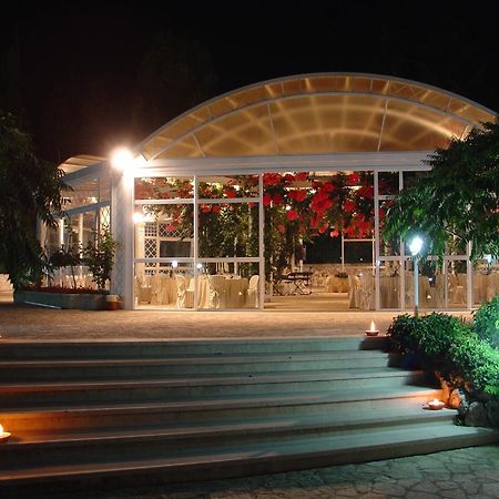 Hotel Sierra Silvana Selva Di Fasano Exterior photo